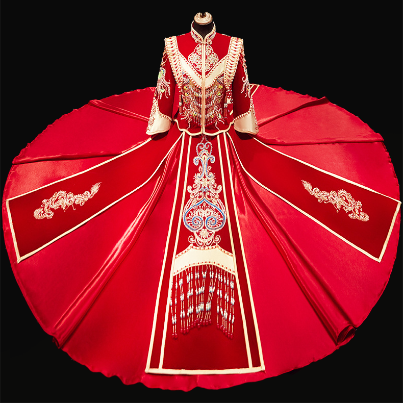 新款龙凤褂新娘婚服4-3.png